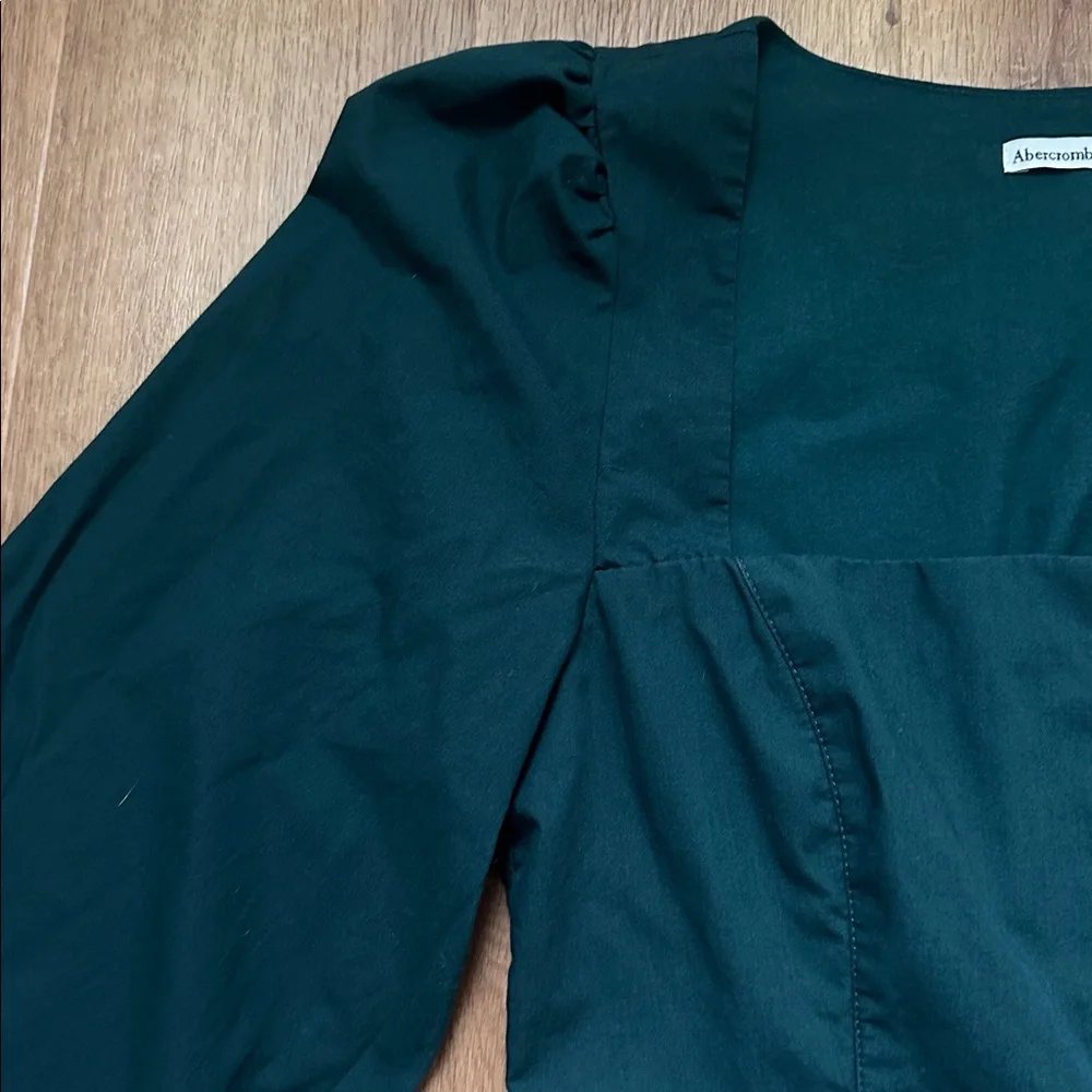 Abercrombie & Fitch Puff Sleeve Long Sleeve Top In‎ Forest Green